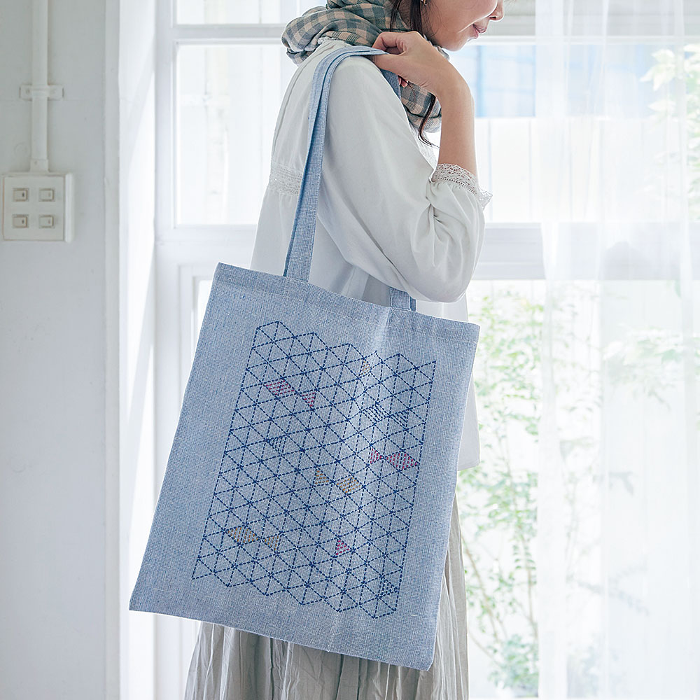 裁縫済み 刺し子のバッグ手作りキット FISH: キット｜手づくり