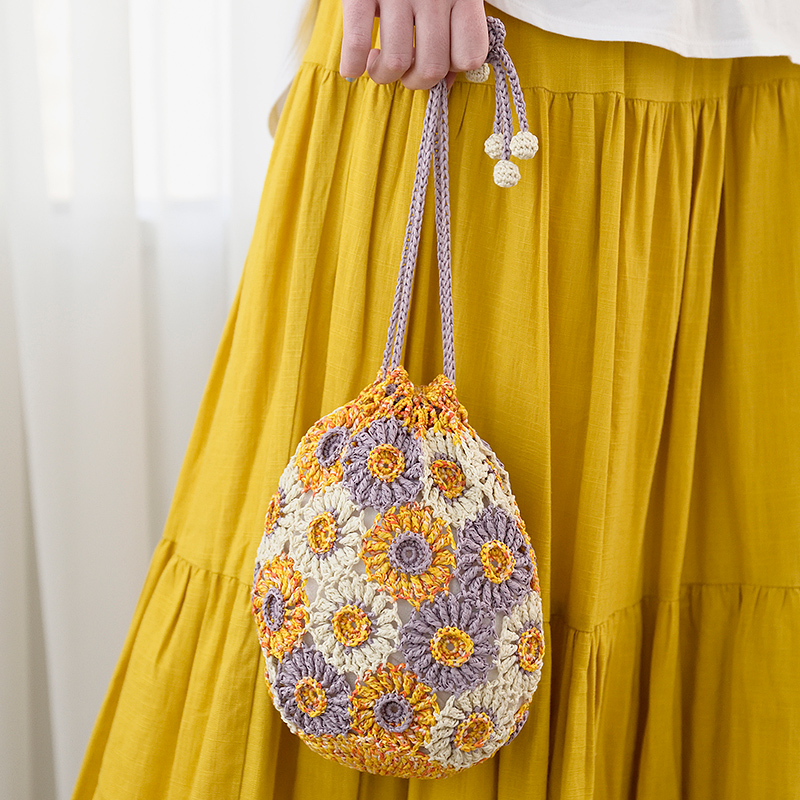 〈糸セット〉花モチーフの巾着バッグ