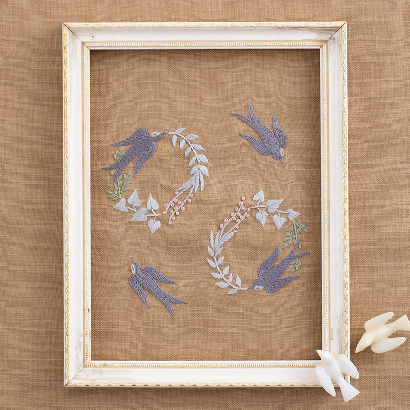 花と葉と小鳥たち マカベアリスさんの刺繍キット「刺繍で描く植物模様 