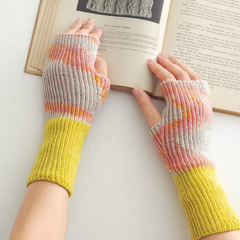 〈レシピ〉ねじりゴム編みのハンドウォーマー